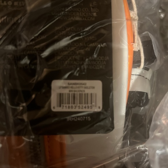 Loungefly Sanrio Hello Kitty Toaster Crossbody Bag - Picture 6 of 6